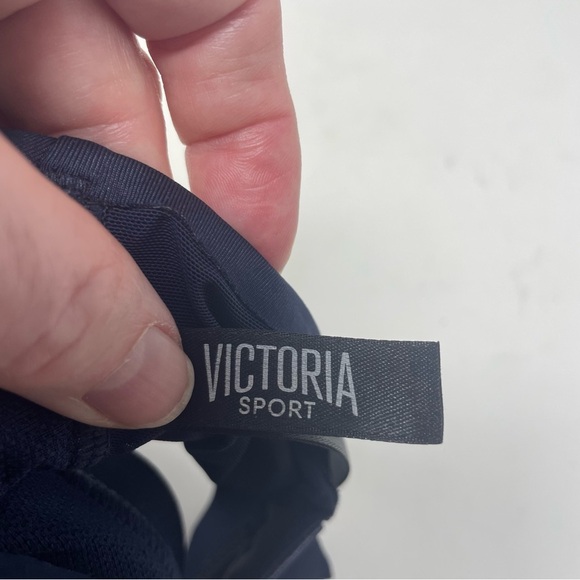 Victoria’s Secret Sports Bra - Black - Size 32B - Picture 4 of 5